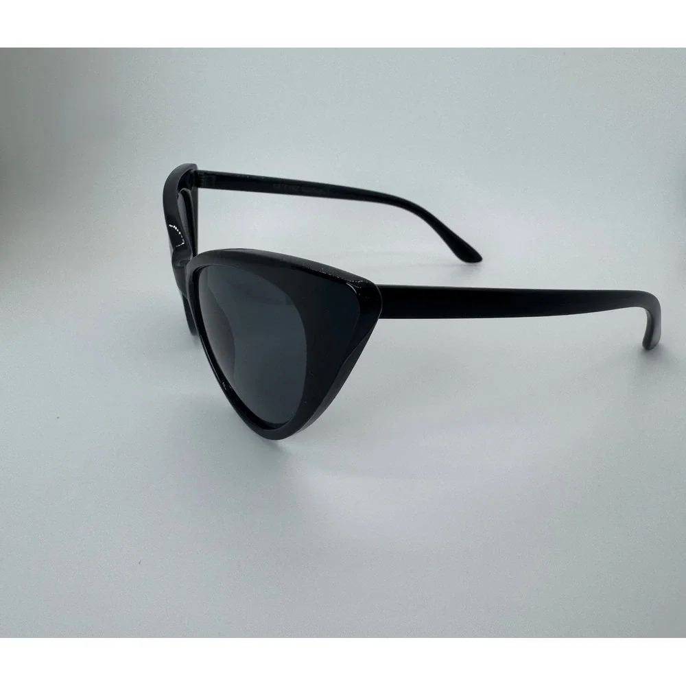 Kateyez SD Black Cat Eye Sunglasses Retro Vintage Style Glossy Frame